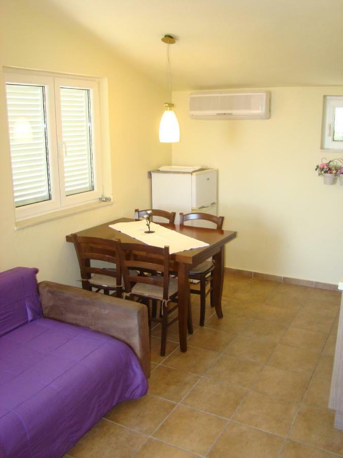 טוצפי Apartments Ada מראה חיצוני תמונה