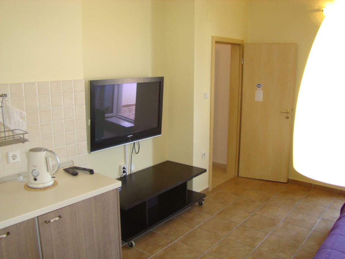 טוצפי Apartments Ada מראה חיצוני תמונה