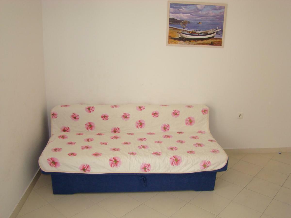 טוצפי Apartments Ada מראה חיצוני תמונה