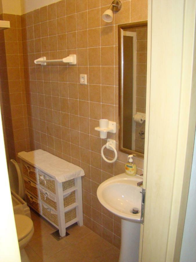 טוצפי Apartments Ada מראה חיצוני תמונה