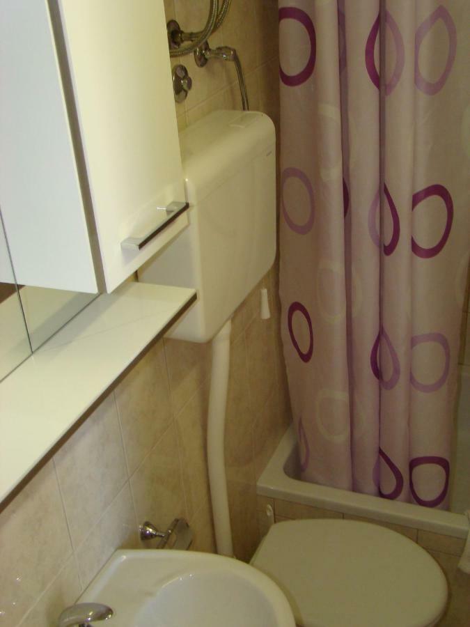 טוצפי Apartments Ada מראה חיצוני תמונה